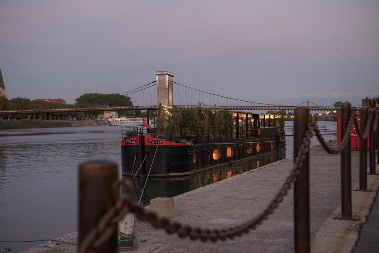 La Peniche - Bed And Bicycle - Tournon Hotel ภายนอก รูปภาพ
